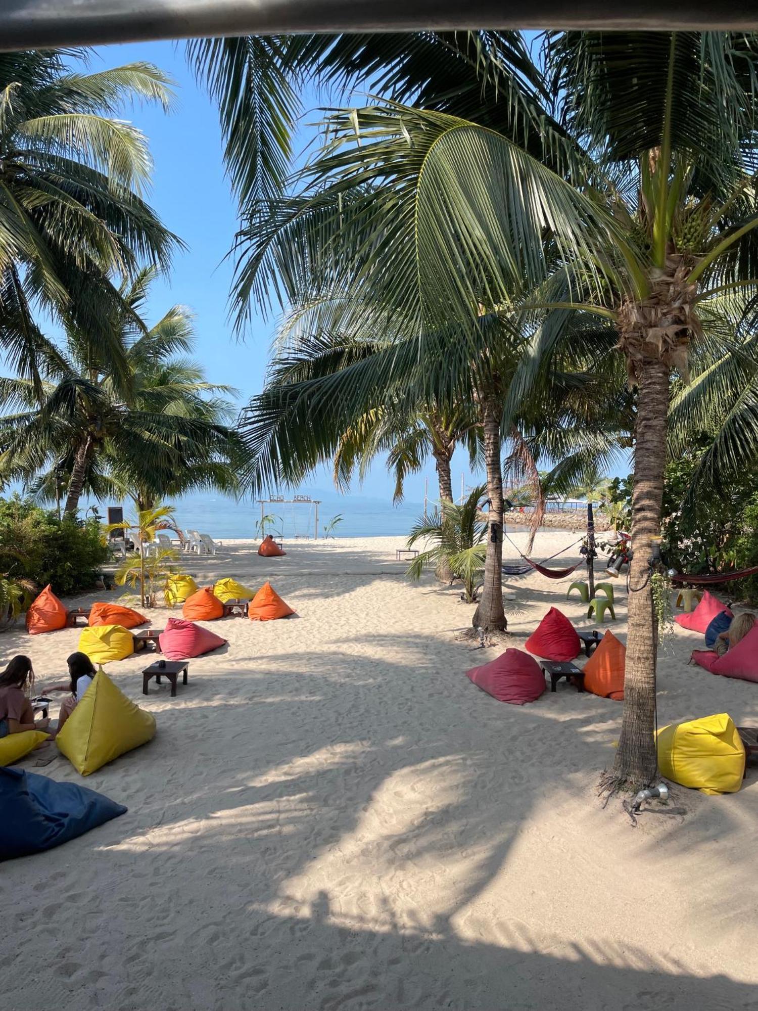 Echo Beach Hostel Baan Tai Eksteriør billede