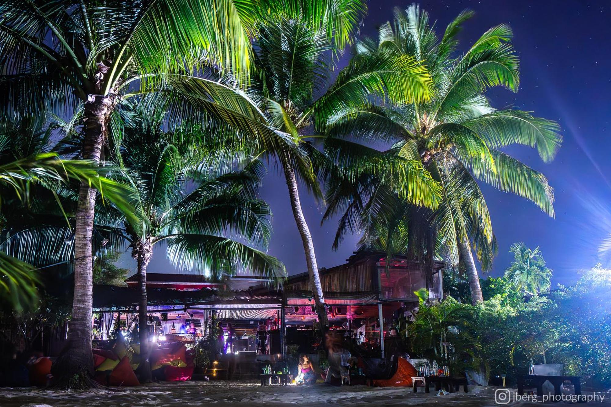 Echo Beach Hostel Baan Tai Eksteriør billede