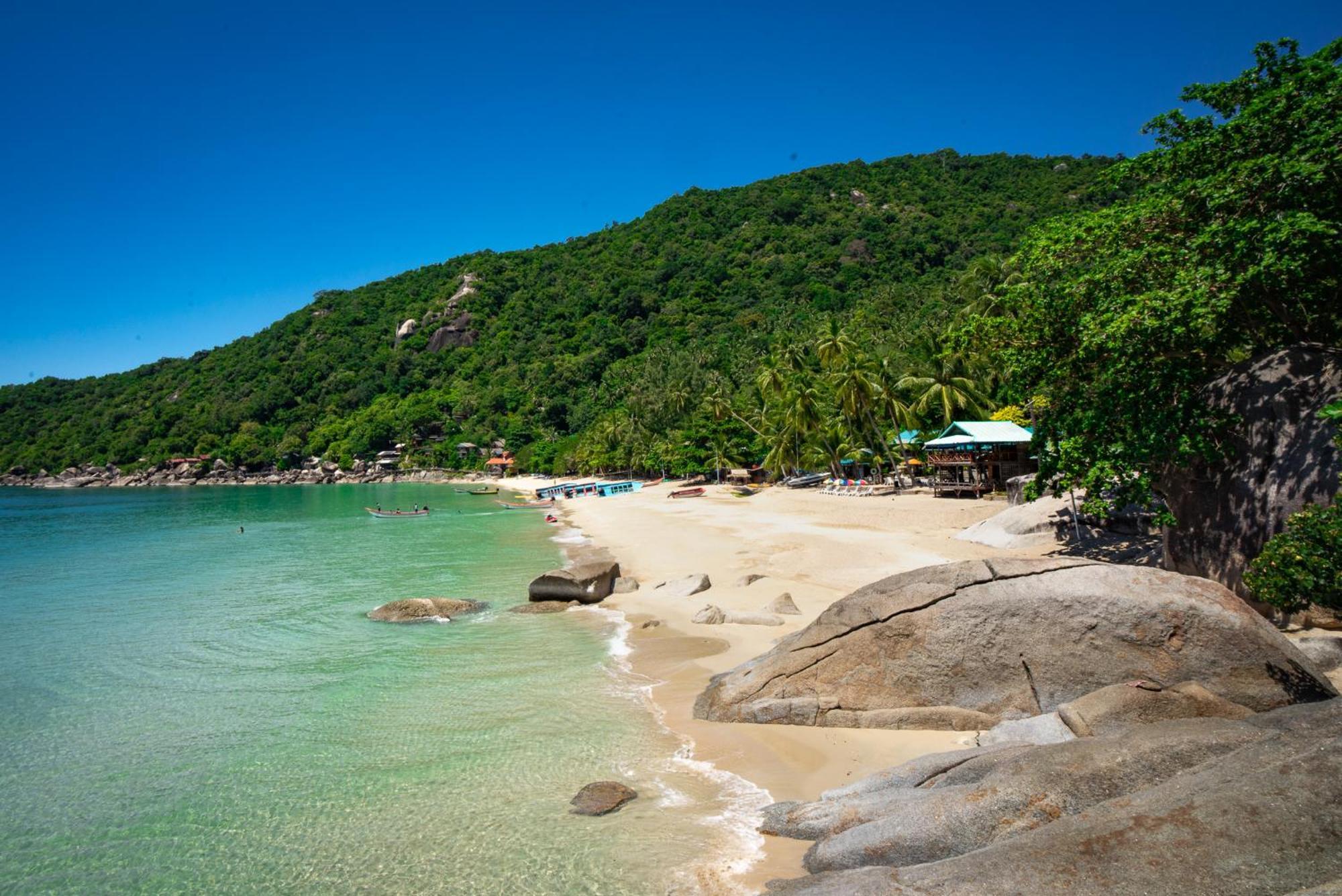 Echo Beach Hostel Baan Tai Eksteriør billede
