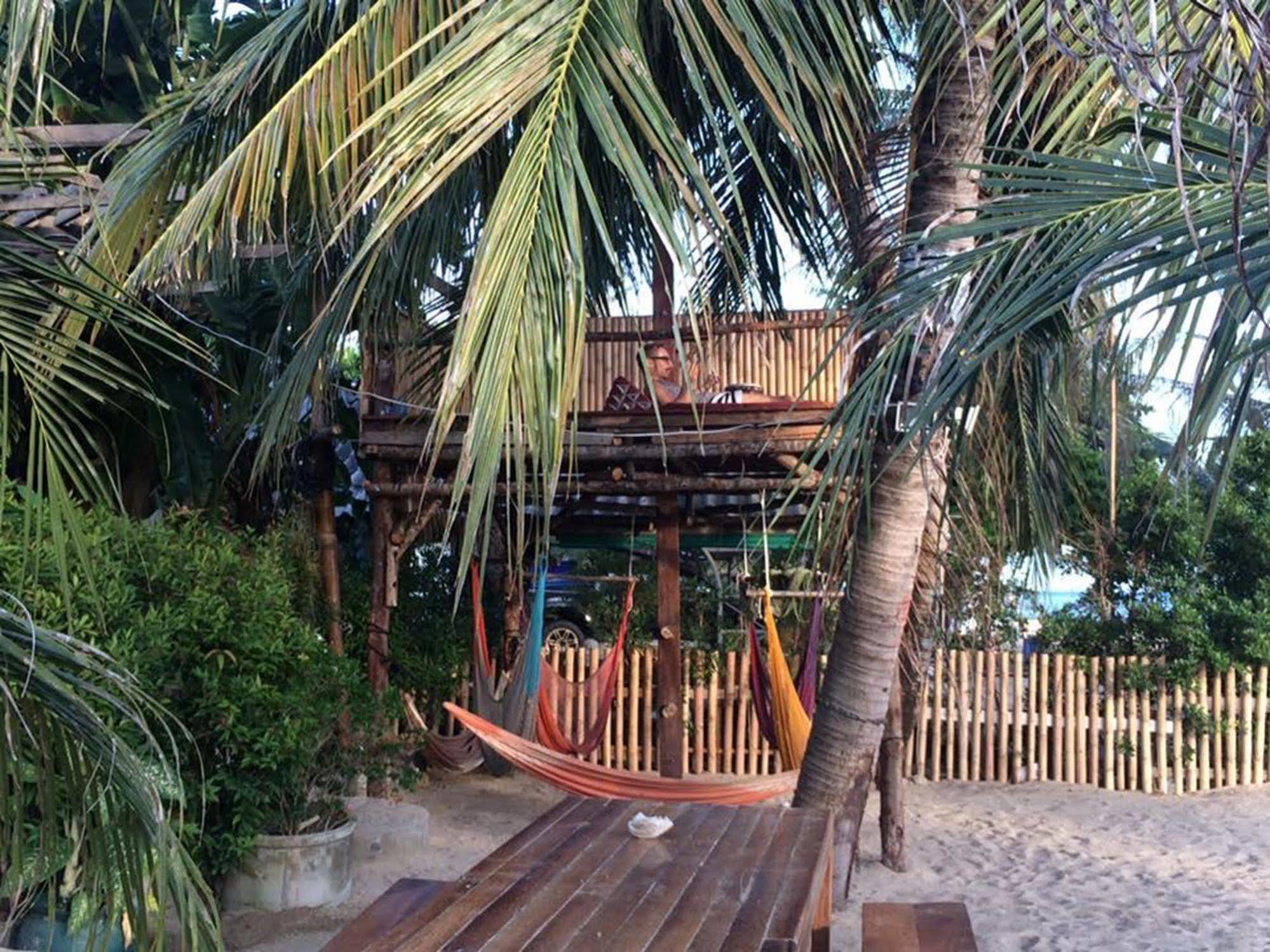 Echo Beach Hostel Baan Tai Eksteriør billede